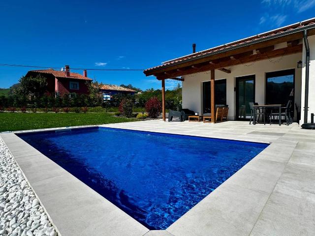 Casa chalet en Venta en Ribadesella