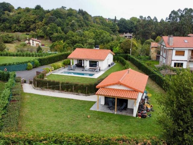 Casa chalet en Venta en Ribadesella