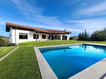 Casa chalet en Venta en Ribadesella