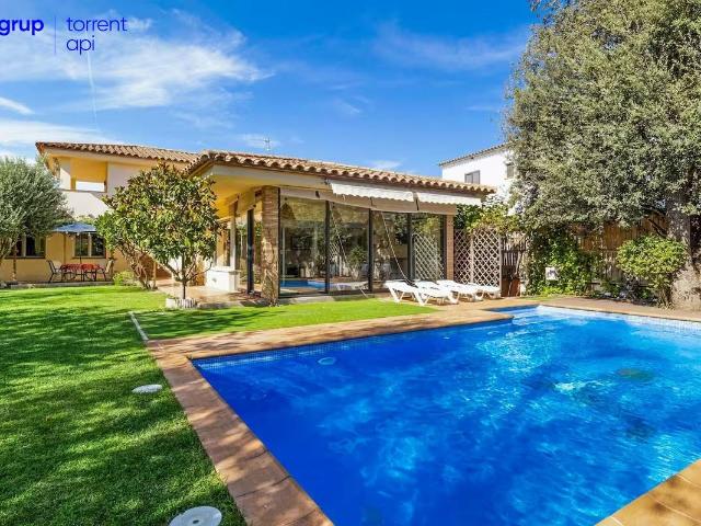 Casa chalet en Venta en Riells