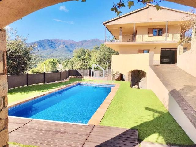Casa chalet en Venta en Riells i Viabrea