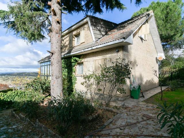 Casa chalet en Venta en Robledo de Chavela