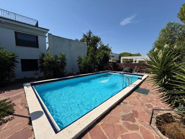 Casa chalet en Venta en Rocafort