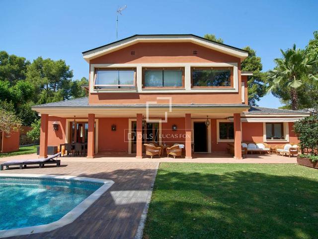 Casa chalet en Venta en Rocafort