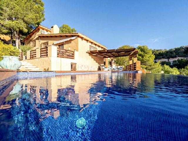 Casa chalet en Venta en Roda de Berà