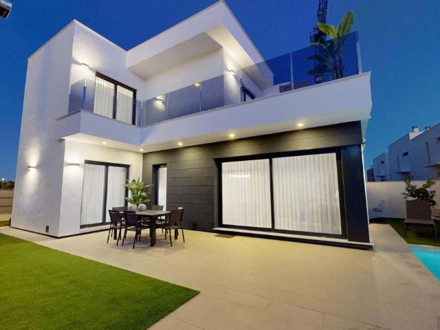 Casa chalet en Venta en Roda