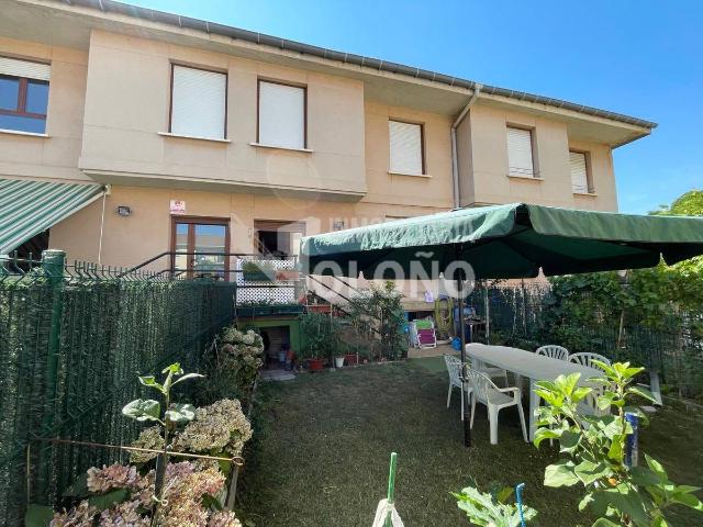 Casa chalet en Venta en Rodezno