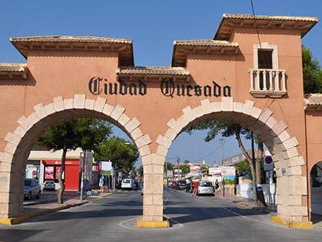 Casa chalet en Venta en Rojales Hills Rosa Bugalows