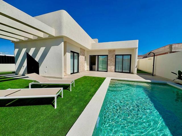 Casa chalet en Venta en Roldán