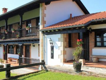 Casa chalet en Venta en Ruente