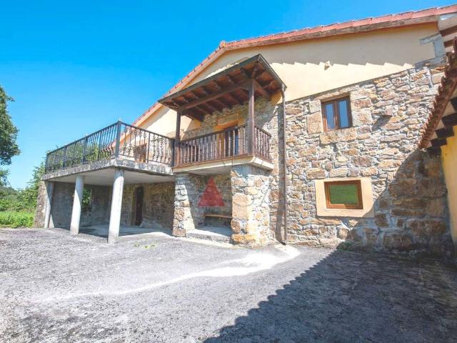 Casa chalet en Venta en Ruesga