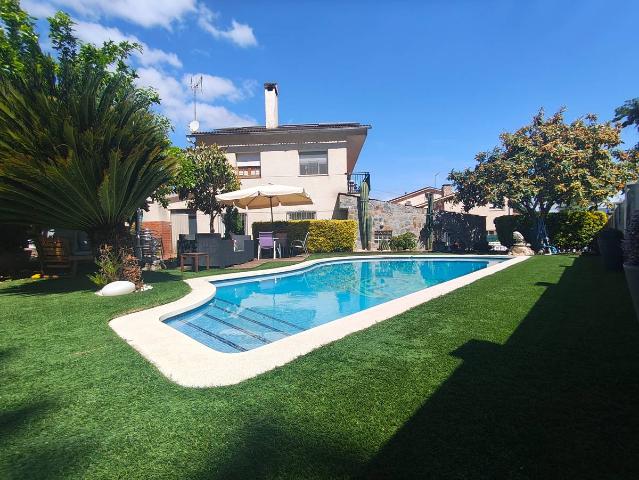 Casa chalet en Venta en Sant Esteve Sesrovires