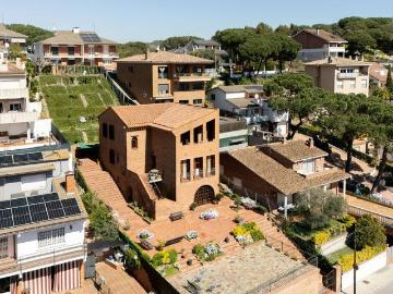 Casa chalet en Venta en Sant Fost de Campsentelles