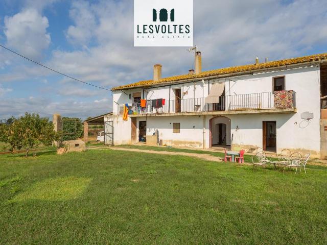 Casa chalet en Venta en Sant Jordi Desvalls