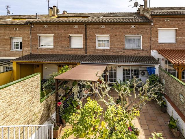 Casa chalet en Venta en Sant Llorenç d'Hortons