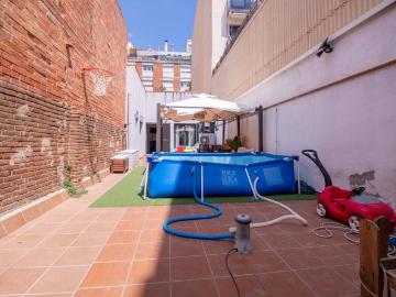 Villa en venta en Plaça Marconi - Jardín