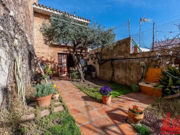 Casa chalet en Venta en Sant Vicenç Dels Horts