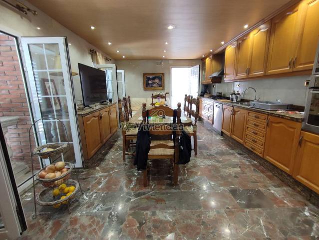 Casa chalet en Venta en Sant Vicenç Dels Horts