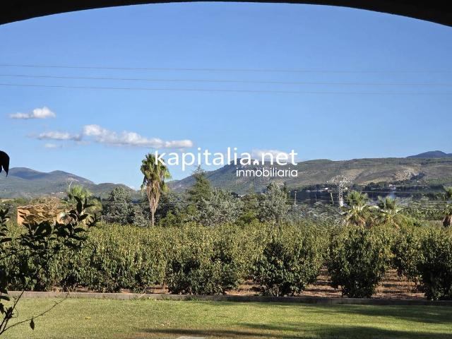 Casa chalet en Venta en Santa Ana