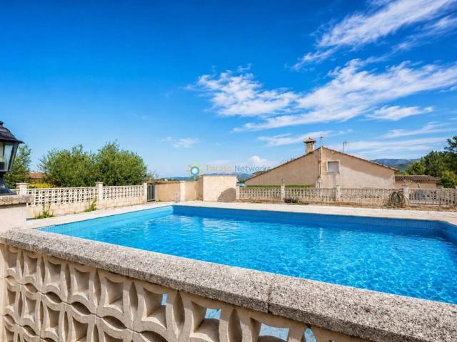 Casa chalet en Venta en Santa Ana