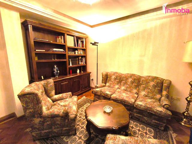 Casa chalet en Venta en Santa Catalina Ferial
