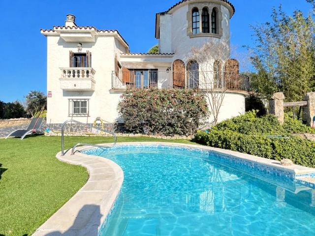 Casa chalet en Venta en Santa Coloma de Farners