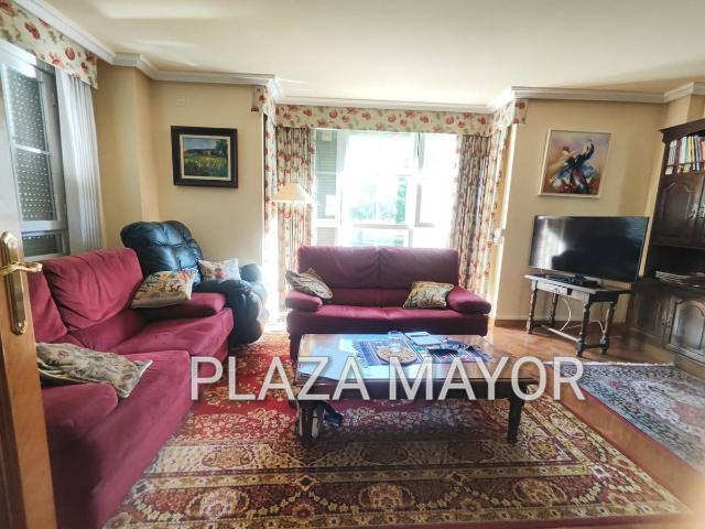 Casa chalet en Venta en Santa Marta de Tormes
