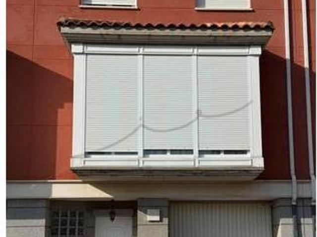 Casa chalet en Venta en Santa María del Páramo