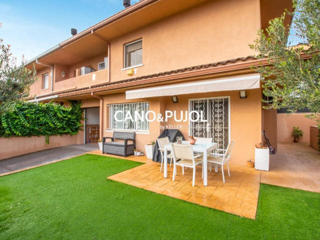 Casa chalet en Venta en Santa Perpètua de Mogoda