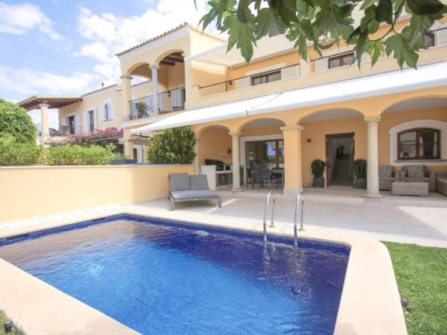Casa chalet en Venta en Santa Ponça