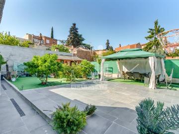 Casa chalet en Venta en Santa Rosa