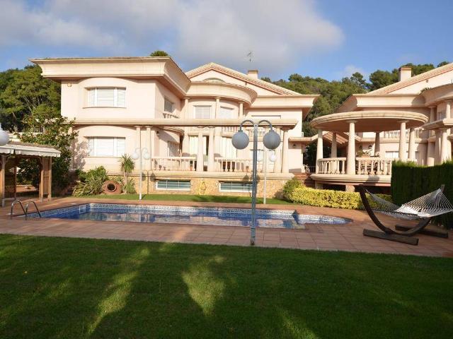 Casa chalet en Venta en Santa Susanna