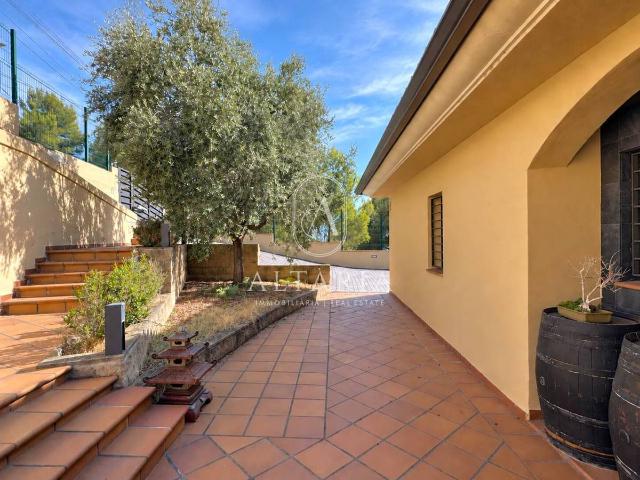 Casa chalet en Venta en Santa Susanna