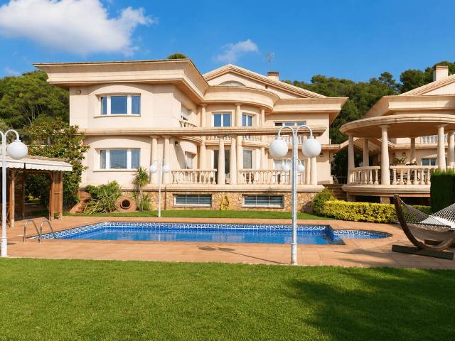 Casa chalet en Venta en Santa Susanna