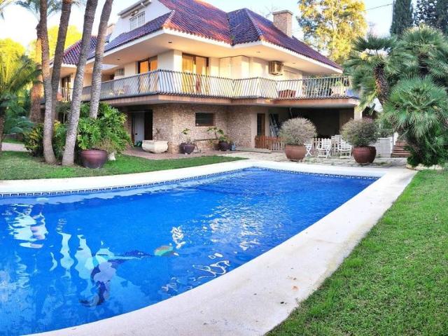 Casa chalet en Venta en Santo Angel