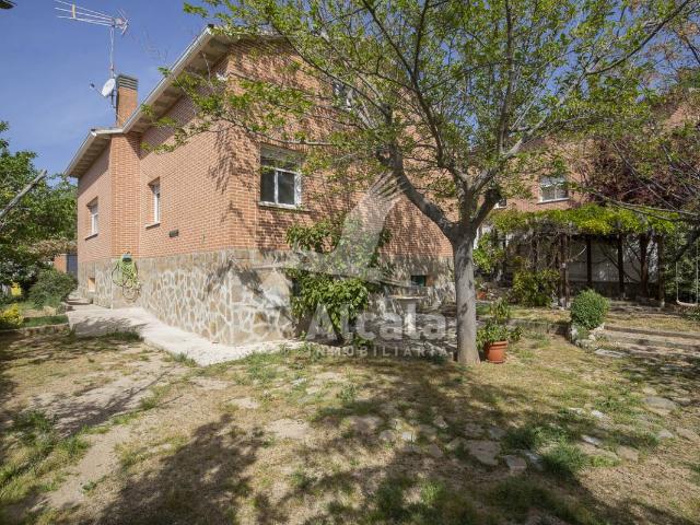 Casa chalet en Venta en Santorcaz