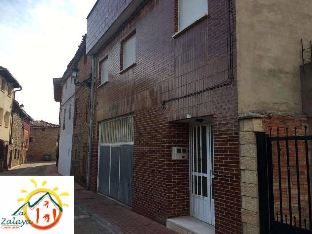 Casa chalet en Venta en Santurde de Rioja