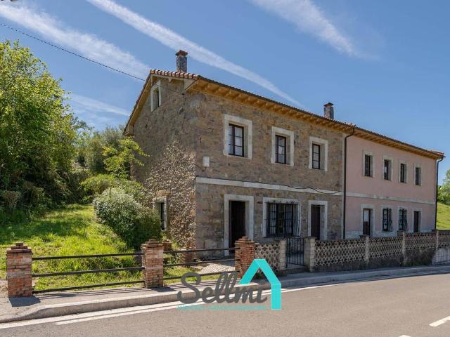 Casa chalet en Venta en San Claudio Trubia Las Caldas