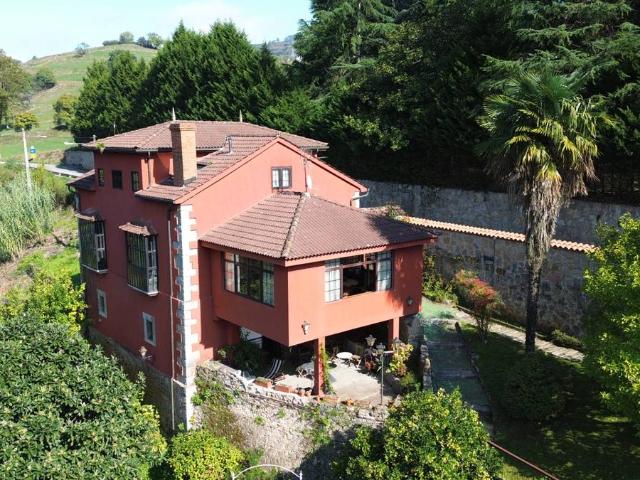 Casa chalet en Venta en San Claudio Trubia Las Caldas