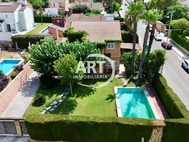 Casa chalet en Venta en San Antonio de Benagéber