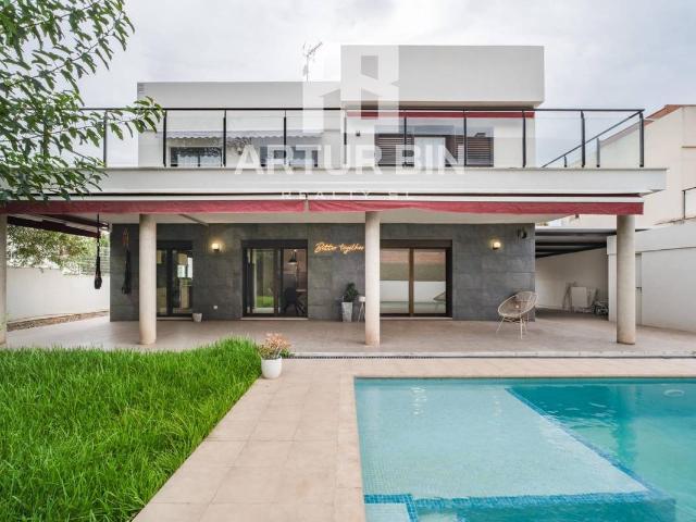Casa chalet en Venta en San Antonio de Benagéber