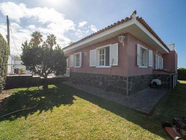 Casa chalet en Venta en San Antonio Las Arenas
