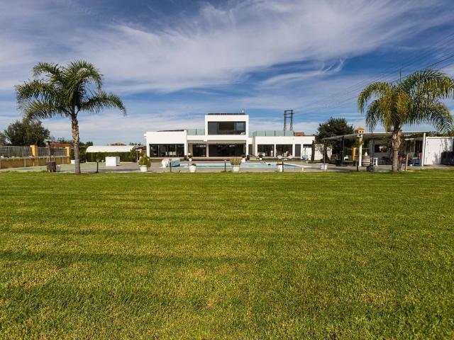 Casa chalet en Venta en San Benito Patiño