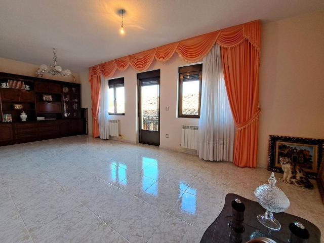 Casa chalet en Venta en San Esteban de la Sierra