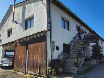 Casa chalet en Venta en San Felices de Buelna