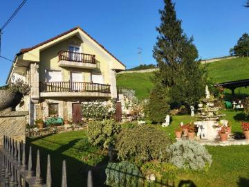Casa chalet en Venta en San Felices de Buelna