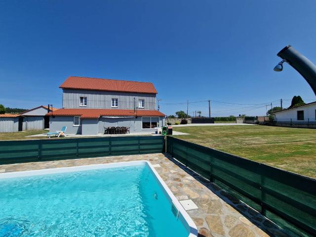 Casa chalet en Venta en San Mateo Castro O Val