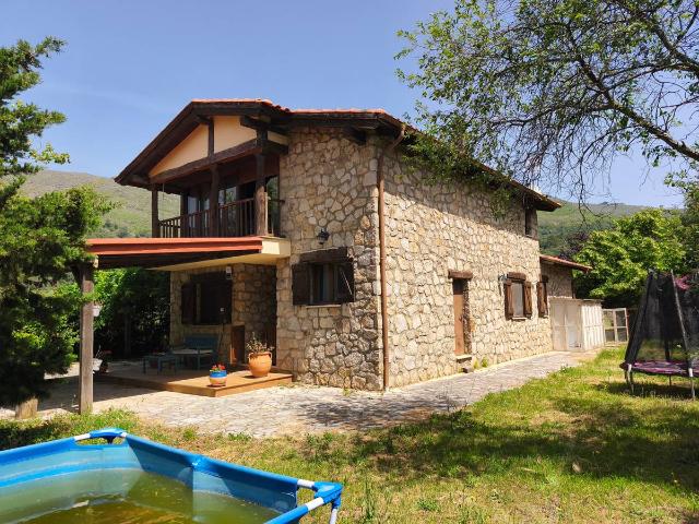 Casa chalet en Venta en San Martín de Trevejo