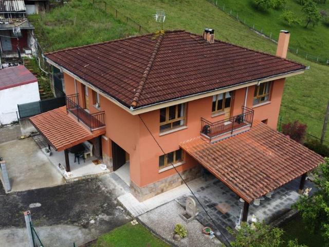 Casa chalet en Venta en San Martín del Rey Aurelio