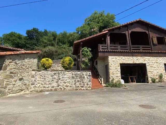 Casa chalet en Venta en San Martín del Rey Aurelio